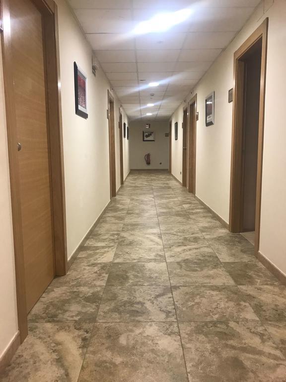 Hostal Zubi XXI Пуэнте-ла-Рейна Экстерьер фото